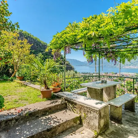 Castello By Interhome Tatil Evi